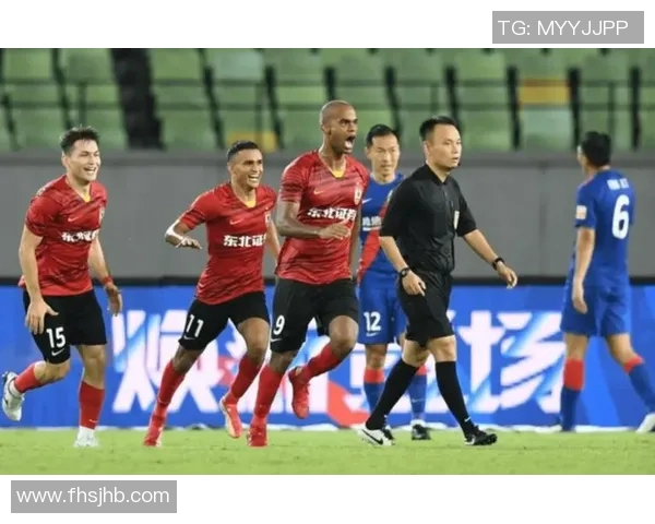 深圳羽毛球队以97分领跑冠军赛积分榜展现强劲实力